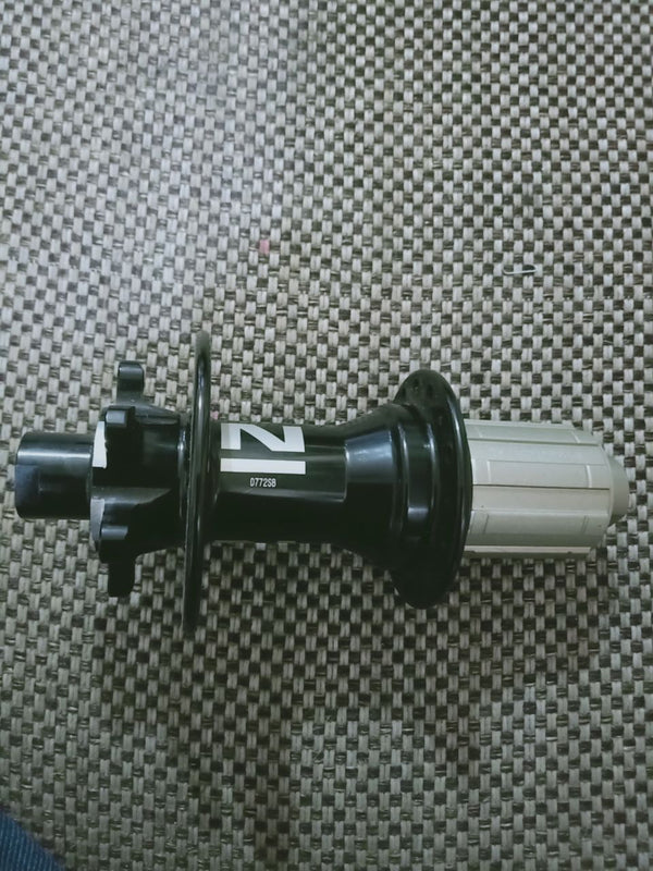 Novatec Disc Rear Hub | D772SB/A -A4ABG-1, Shimano 8/9/10/11-Speed, Japanese EZO Cartridge Bearings, ABG, 6-Bolt, 12x142mm, Thru-Axle - Cycling Boutique