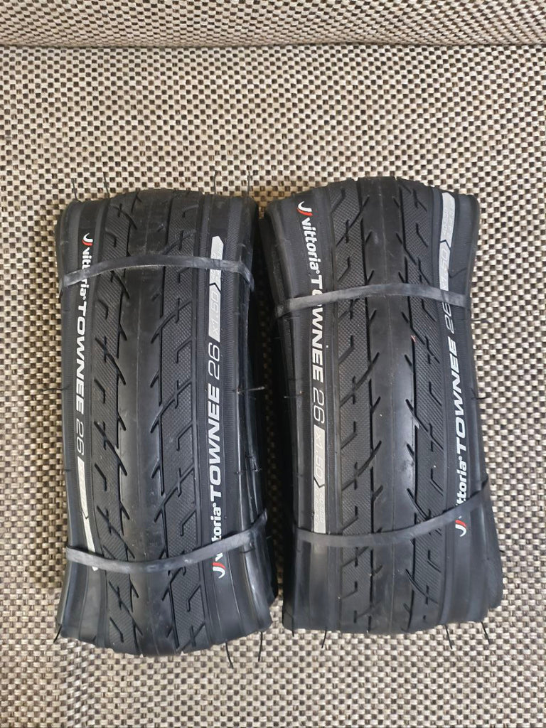 Vittoria Hybrid Bike Tires Townee, Semi-Slick MTB Tires for