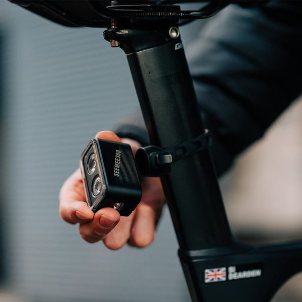 Feu Arrière Vélo Magicshine SEEMEE 300 - Éclairage Sécurité Puissant