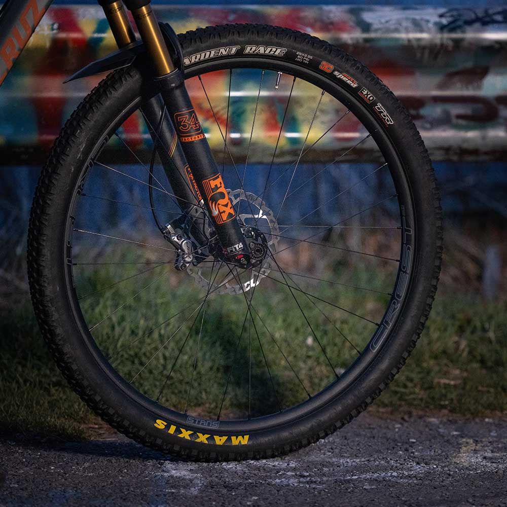 Stan's NoTubes Rims | Crest MK4 29er | Cycling Boutique