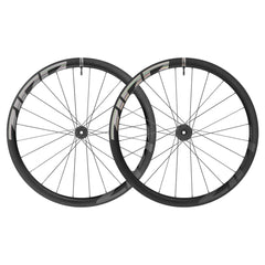 ZIPP 303 Firecrest | Full Carbon 700c Road Bike | Cycling Boutique