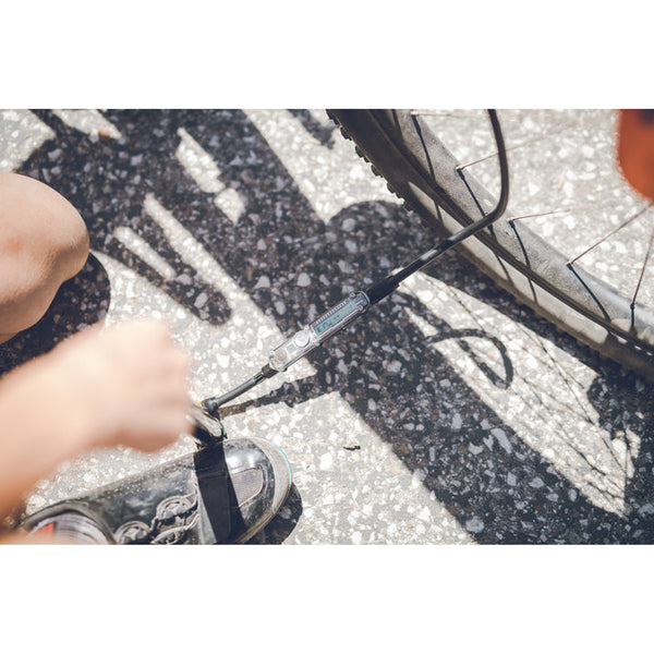 Lezyne Pump | Micro Floor Drive Digital HVG - Cycling Boutique