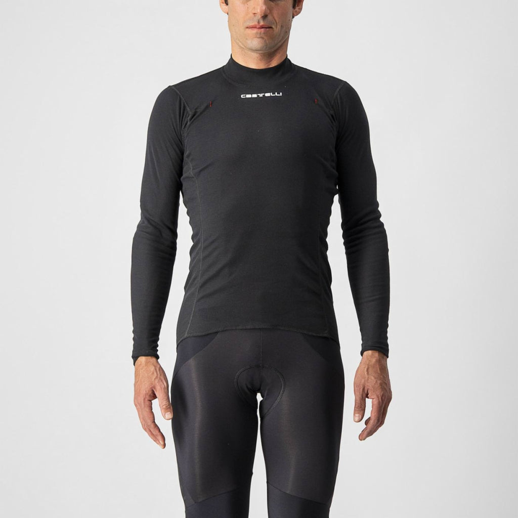Castelli Flanders Warm Long Sleeve base layer in black, designed for winter cycling, made of thermal, moisture-wicking fabric.