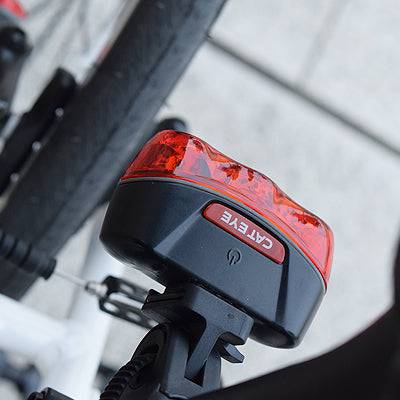CatEye Rear Light | Rapid 3 with Automatic Motion Sensor