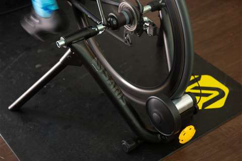 Saris Indoor Home Trainer Mag+ With Adjuster
